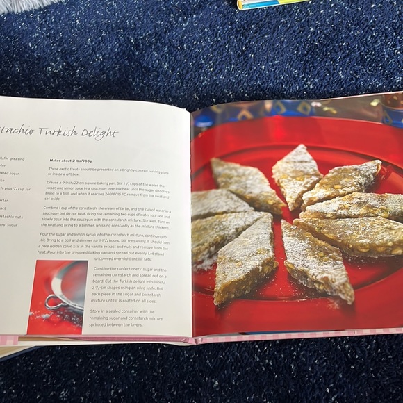 Book of Gifts from the Kitchen - Picture 5 of 7